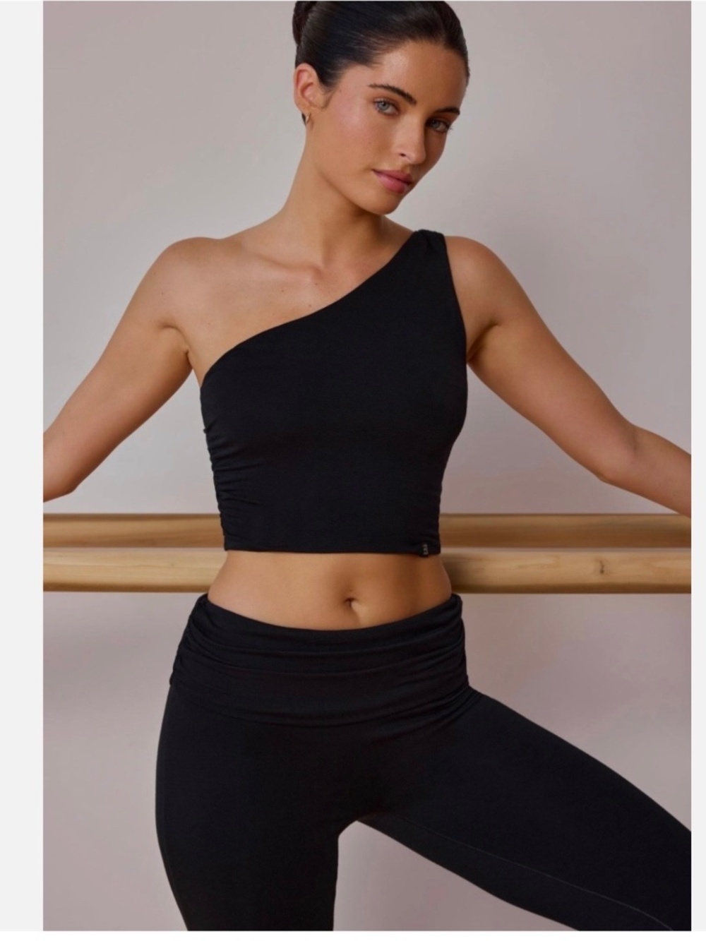 NEW with TAGS BO&TEE ONE SHOULDER TWISTED TANK TOP SOFT JERSEY MEDIUM BLACK $45